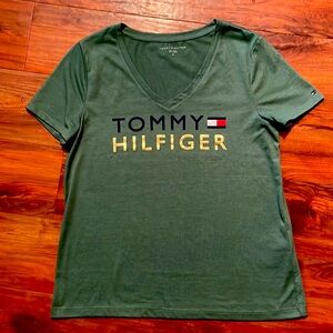 Women'sTommy Hilfiger T-Shirt